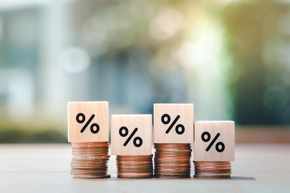 Money Market Account Rates 2025: Top 5 Offers with 4%+ APY