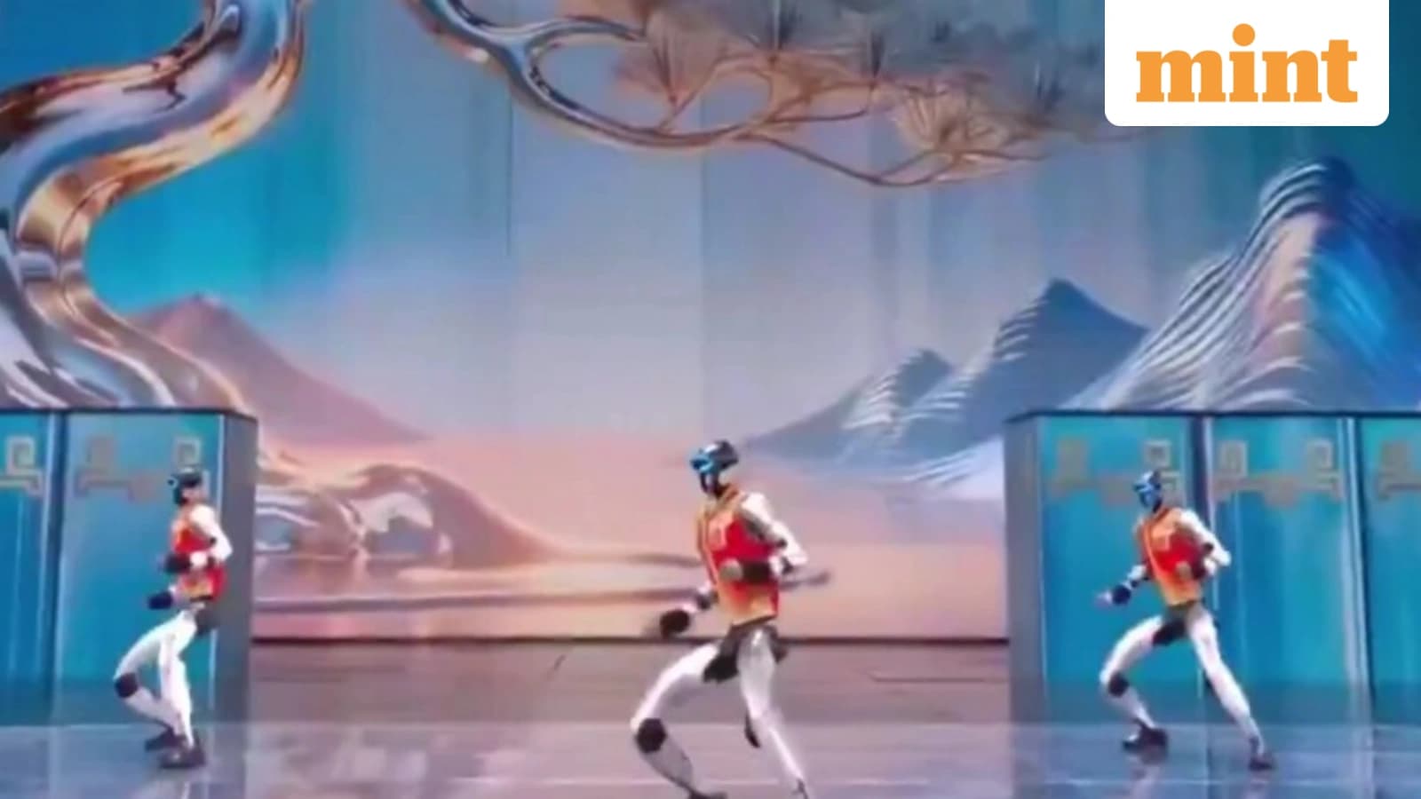 China Kung Fu Robots Steal Lunar New Year Gala Spotlight in Viral Showcase