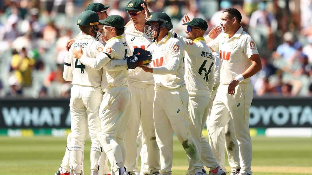 Ashes 2025-26: Mitchell Starc Shines as Australia Dominates 3rd Test
