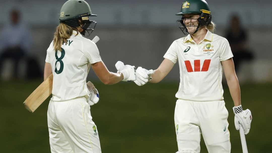 Australia Women Dominate India with Sutherlands 129 & Perrys 76